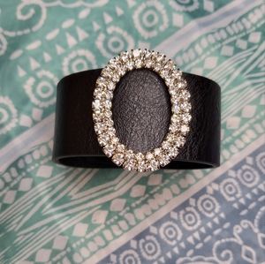 Paparazzi  Center Stage Starlet  Black Urban Bracelets